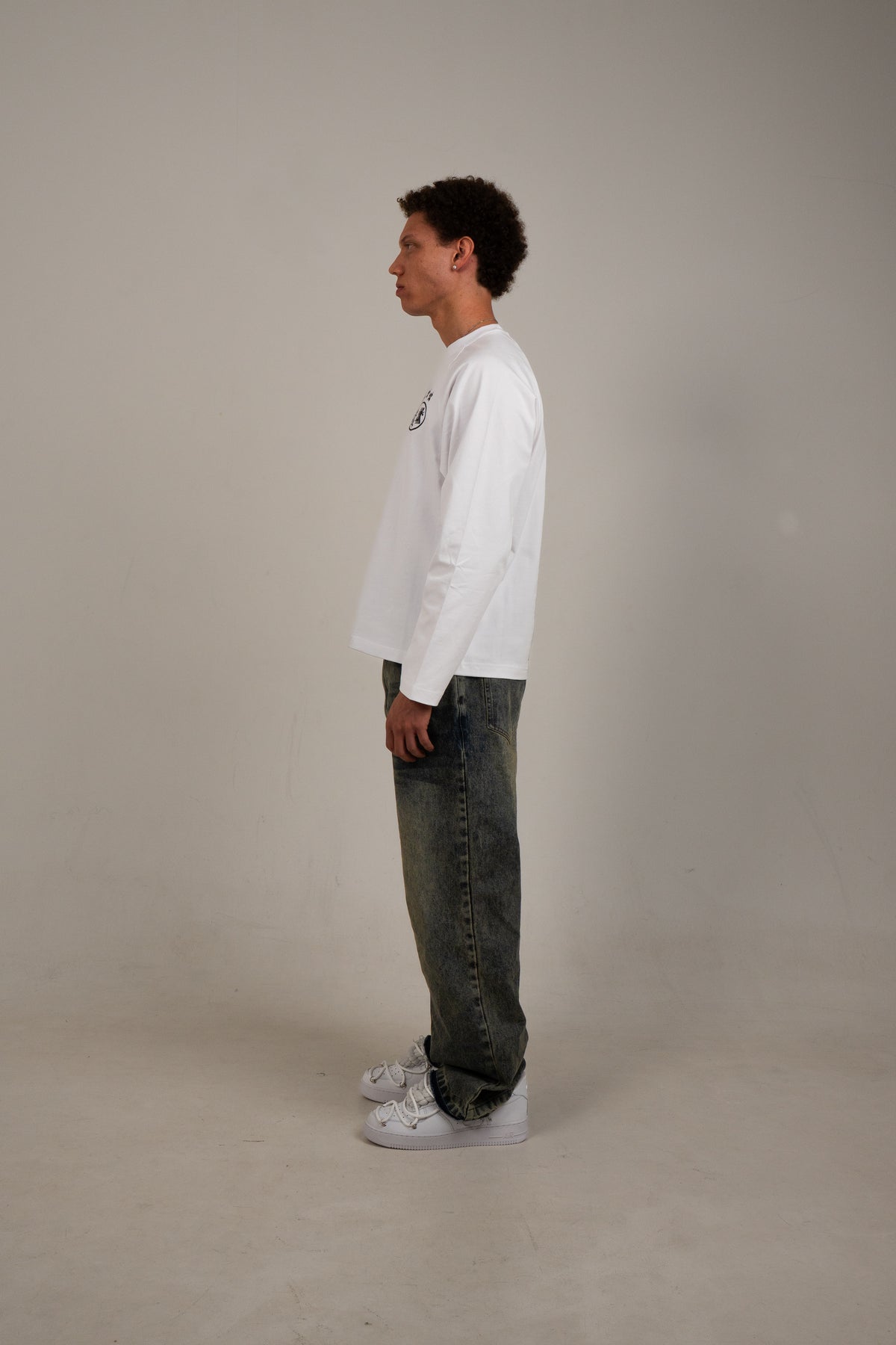 LONGSLEEVE WHITE